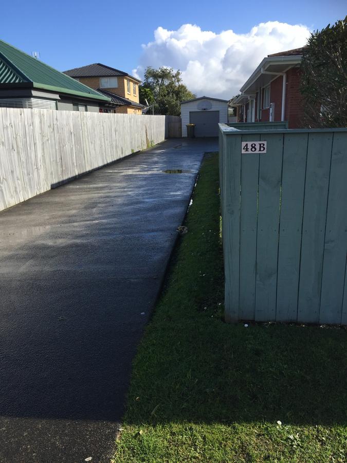 K&R Orewa Homestay Exterior photo